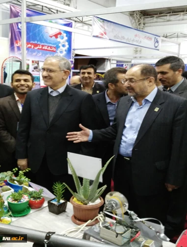 نمایشگاه دستاوردهای دانشجویی مراکز تابعه در همایش سالگرد تاسیس دانشگاه فنی و حرفه ای