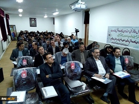 جلسه تخصصی مدیران هنرستانهای استان سمنان