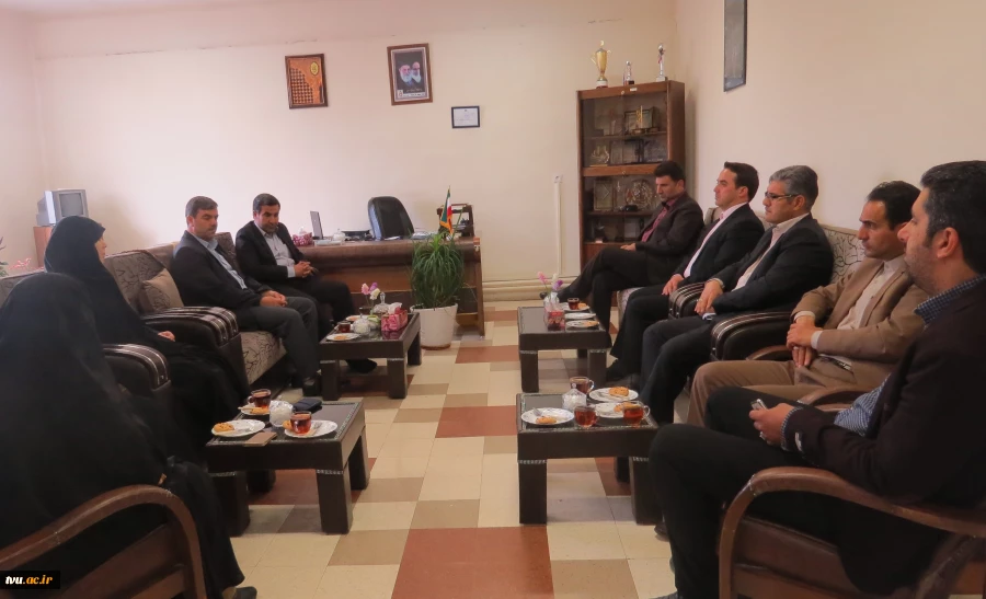 بازدید نماینده منتخب دهمین دوره مجلس شورای اسلامی از آموزشکده فنی و حرفه ای دختران خوی