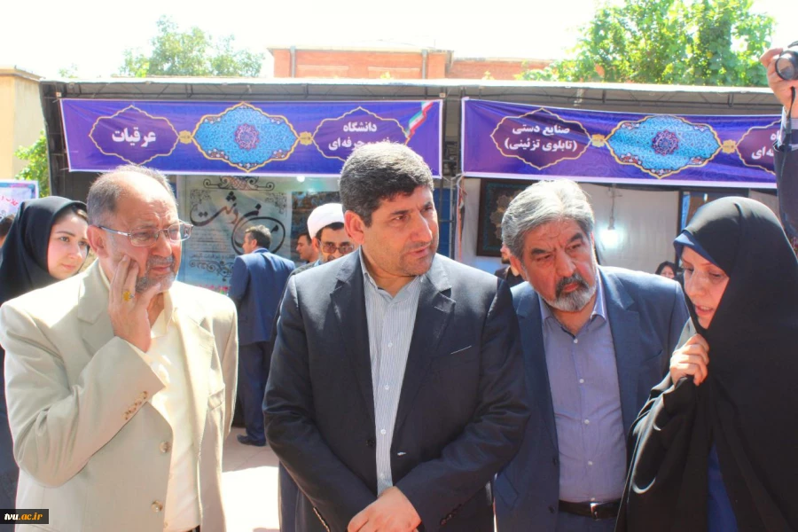 برگزاری نمایشگاه دستاوردهای علمی، فرهنگی و هنری دانشکده ها و آموزشکده های فنی و حرفه ای
