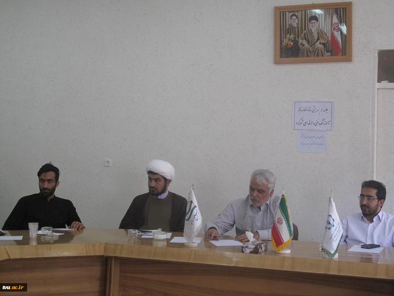 اقامه ی نماز رکن اصلی دین در پیوند تعهد با تخصص است