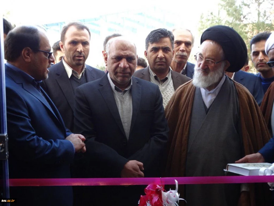 در دهه مبارک فجر انجام شد: افتتاح نمازخانه و کتابخانه آموزشکده فنی و حرفه ای مرودشت
