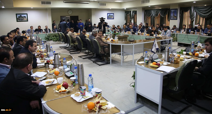 دکتر محمد فرهادی ، وزیر علوم ، تحقیقات و فناوری که به همراه جمعی از مسوولان این وزارتخانه ، در استان لرستان شهرستان خرم آباد حضور داشتند، به اهمیت دانشگاه فنی و حرفه ای در تربیت نیروی ماهر کار اشاره کرد.