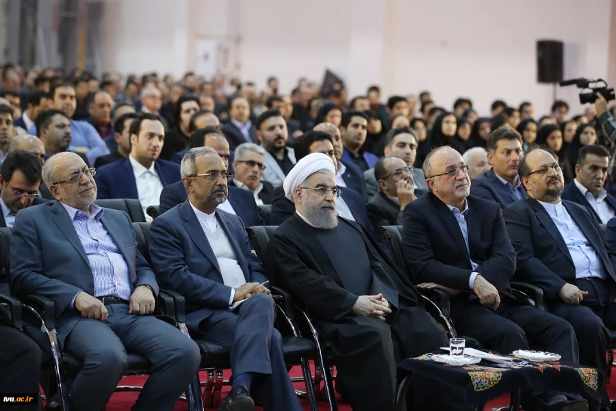 دیدار دکتر روحانی با جمعی ازنخبگان فرهنگی و اجتماعی گیلان