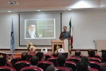 خلاصه خبر : پاسداشت یاد و خاطره مبارز خستگی ناپذیر و فقیه عالی مقام مرتضی مطهری که نقشی کم نظیر در روشنگری جوانان این مرز و بوم دارد هر ساله در 12 اردیبهشت ماه برگزار می گردد. و جامعه ما را که وامدار  همه استادان و معلمانی است که هدایت نوع بشر را بر عهده 