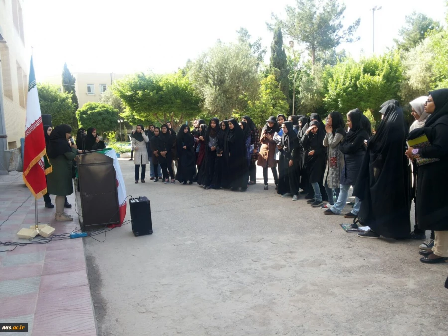 برنامه تریبون آزاد در دانشکده فنی و حرفه ای  دختران یزد حضرت رقیه (س)