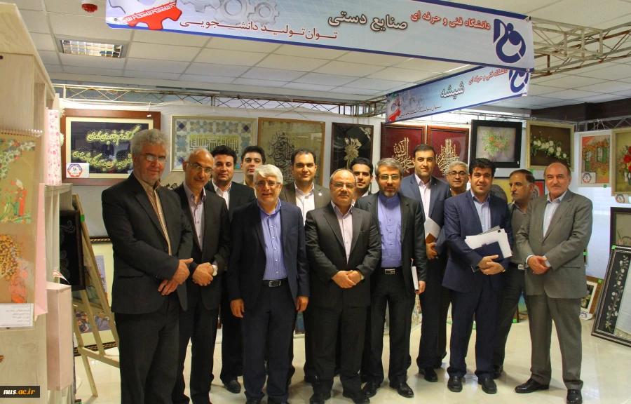 بازدید دکتر صدیقی رییس سازمان امور دانشجویان از نمایشگاه دائمی دستاوردهای دانشجویی دانشگاه فنی و حرفه ای