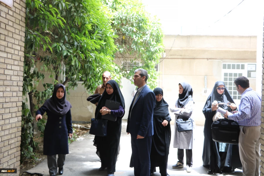 بازدید هیات نظارت وارزیابی دانشگاهها ومراکز آموزش عالی در استان فارس از آموزشکده فنی و حرفه ای دختران شیراز