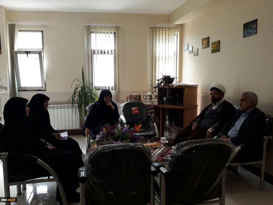 بازدید دبیر ستاد اقامه نماز استان حجه الاسلام رنجبر و محوریان مسئول نظارت و ارزیابی ستاد از آموزشکده فنی دختران اصفهان