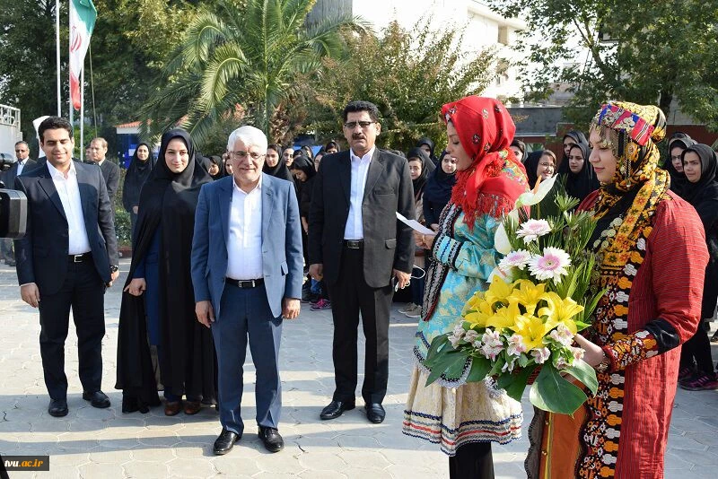 حضور سرپرست دانشگاه در استان گلستان به همراه بازدید از مراکز و شرکت در همایش تجلیل از خیرین