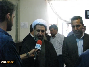 بازدید نماینده ولی فقه و امام جمعه کرمان از دانشکده فنی و حرفه ای شهید چمران کرمان