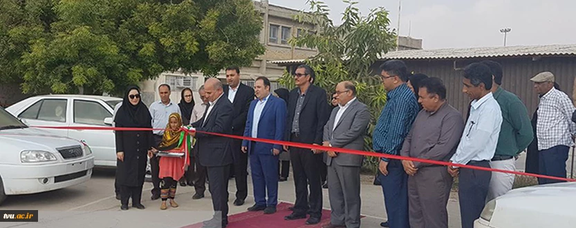 بازدید دکتر صالحی عمران از دانشگاه فنی استان هرمزگان و تحویل 150 خودرو از اداره تملیک این استان و ارسال آنها به آموزشکده های کل کشور بابت تجهیز کارگاه های رشته های مکانیک