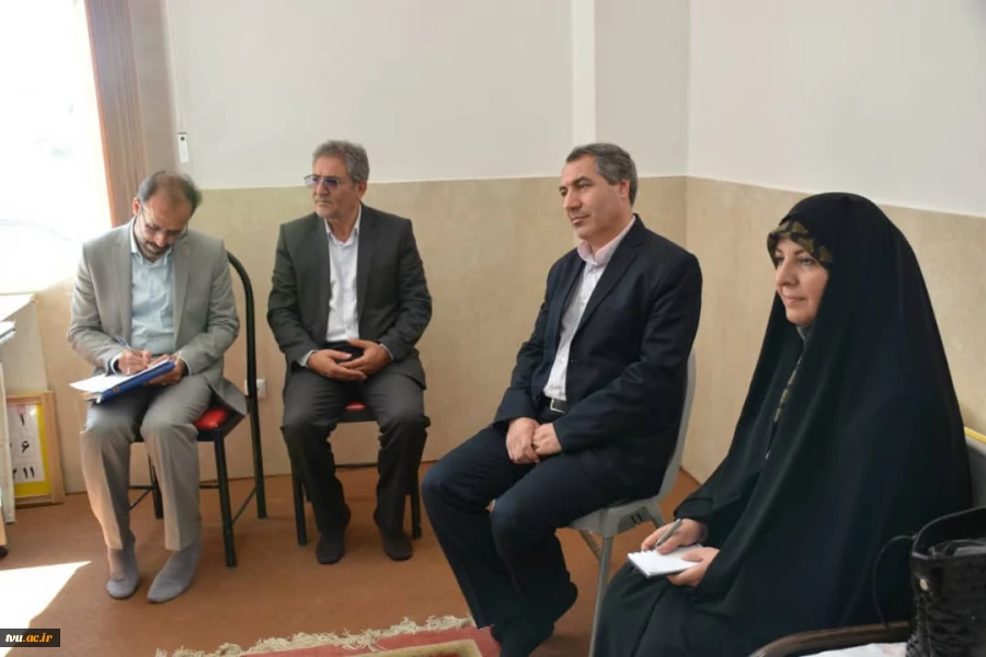 معاون فرهنگی و دانشجویی دانشگاه فنی و حرفه‌ای کشور مطرح کرد:  
کمبود شدید اعتبارات در دانشگاه فنی و حرفه‌ای 2