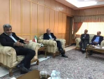 دکتر صالحی عمران در سفر به استان گیلان اعلام کرد:
دولت به طور جدی نگاه حمایتی برای گسترش و کسب مهارت اموزی در میان جوانان دارد