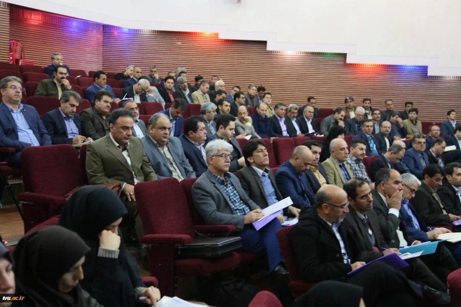 معاون وزیر صنعت، معدن تجارت مطرح کرد:
دانشگاه نسل سوم مبدا تحولات علمی آینده 2