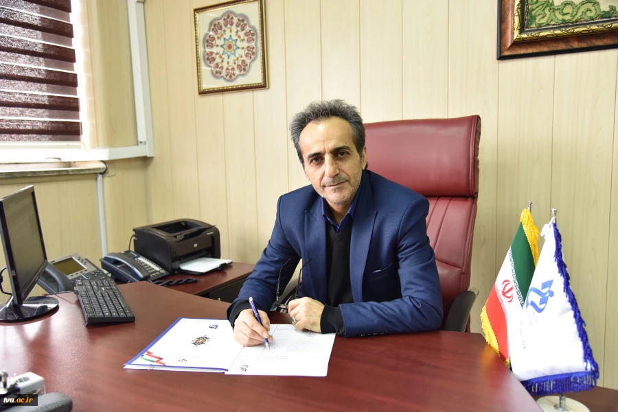 مدیر کل دفتر همکاری های علمی و بین المللی دانشگاه فنی و حرفه ای عنوان کرد؛

برگزاری اولین کارگاه مشترک با همکاری وزارت آموزش و تحقیقات آلمان در  هفته اول اسفند 2