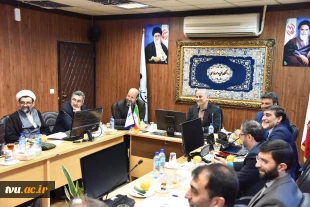 دکتر صالحی عمران در نشست هم اندیشی شورای معاونین سازمان بسیج اساتید کشور مطرح کرد؛

توسعه مهارت آموزی راه برون رفت از چالش های کشور 5