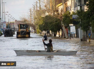 دکتر ابراهیم صالحی عمران

 از آمادگی دانشگاه فنی و حرفه ای برای امدادرسانی به سیل‌زدگان در استان‌های حادثه دیده خبر داد