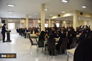 دکتر صالحی عمران در مراسم دید و بازدید نوروزی:

دانشگاه فنی و حرفه ای آمادگی لازم برای ارایه خدمات فنی به مناطق سیل زده را دارد 3