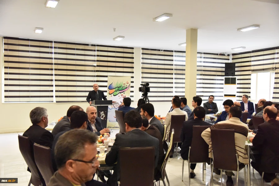 دکتر صالحی عمران در مراسم دید و بازدید نوروزی:

دانشگاه فنی و حرفه ای آمادگی لازم برای ارایه خدمات فنی به مناطق سیل زده را دارد 2