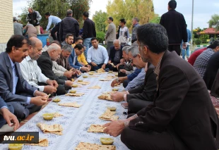 تجلیل از سرپرست نمونه خوابگاه دانشکده شهید باهنر و حضور در جمع صمیمی دانشجویان به مناسبت هفته سراهای دانشجویی 2