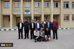 تجلیل از سرپرست نمونه خوابگاه دانشکده شهید باهنر و حضور در جمع صمیمی دانشجویان به مناسبت هفته سراهای دانشجویی 5