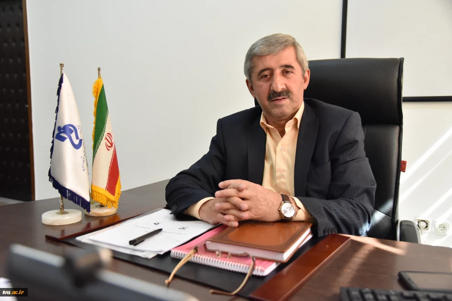مشاور آموزشی رییس دانشگاه فنی و حرفه ای:  

از برگزاری مراسم کشوری تقدیر از سرآمدان آموزشی دانشگاه خبر داد 2