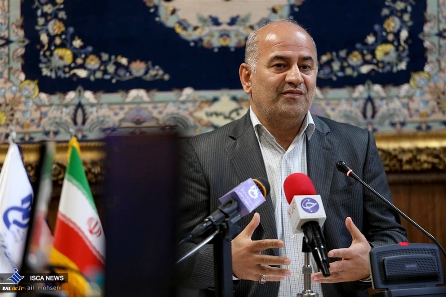 دکتر صالحی عمران رییس دانشگاه فنی و حرفه ای در نشست خبری مطرح کرد

برنامه‌های درسی دانشگاه شایسته‌ محور می‌شوند 8