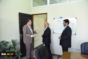 رییس دانشگاه فنی و حرفه ای در بازدید سرزده از دوایر مختلف سازمان مرکزی

 بر خدمات‌رسانی مطلوب و تکریم مراجعان تاکید کرد 5