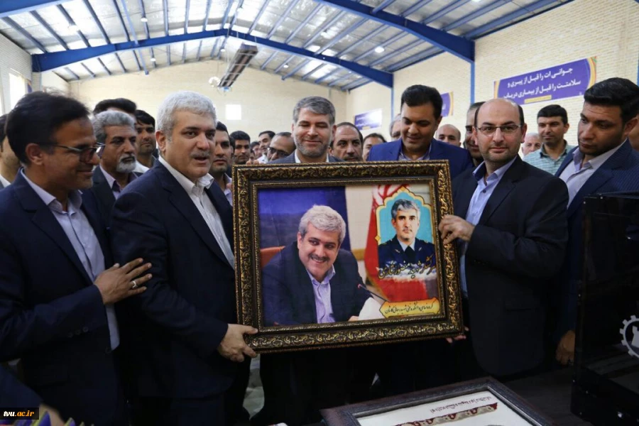 با حضور معاون علمی و فناوری ریاست جمهوری

کانون شکوفایی، خلاقیت و نوآوری کاشان افتتاح شد 2