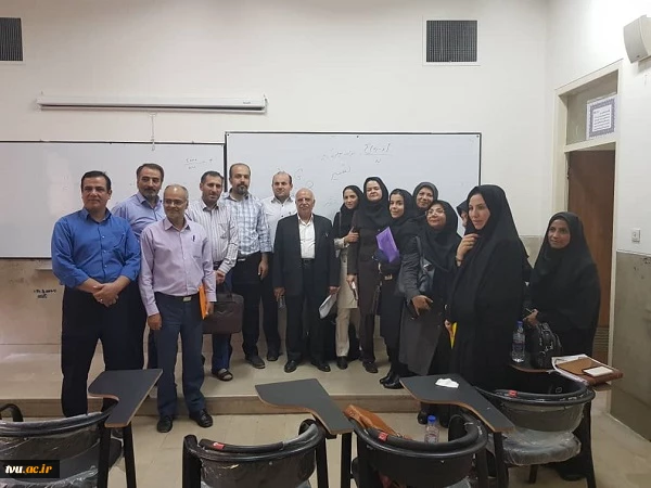 برگزاری دوره های توانمند سازی اساتید گروه حسابداری "اولین دوره تخصصی آشنایی با بورس و اوراق بهادار" 4