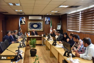 دیدار دکتر صالحی عمران با هیاتی از مسئولین و متخصصین شرکت پشتیبانی و نوسازی هلیکوپتر ایران (پنها) 2