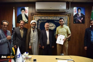 اعضای تیم رباتیک دانشکده شهید شمسی پور تهران

با حضور در جلسه هیأت رییسه دانشگاه فنی و حرفه ای تجلیل شدند 4