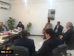 تشکیل جلسات کارگروه ها آموزشی در دانشگاه 4