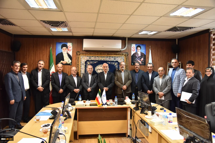 رییس سازمان امور دانشجویان:

دانشگاه فنی و حرفه ای مشکلات و نیاز‌های جامعه را با تربیت دانشجویان فنی و ماهر مرتفع می‌کند 4
