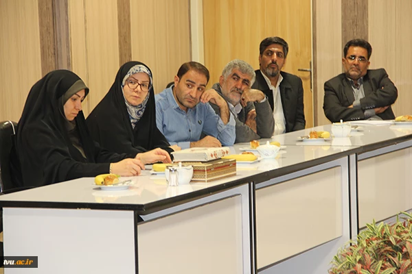 مراسم معارفه مسئول کانون بسیج اساتید دانشکده فنی و حرفه ای دختران تهران ولی عصر(عج) برگزار شد.
 6