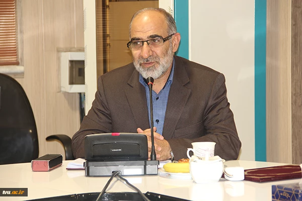 مراسم معارفه مسئول کانون بسیج اساتید دانشکده فنی و حرفه ای دختران تهران ولی عصر(عج) برگزار شد.
 9
