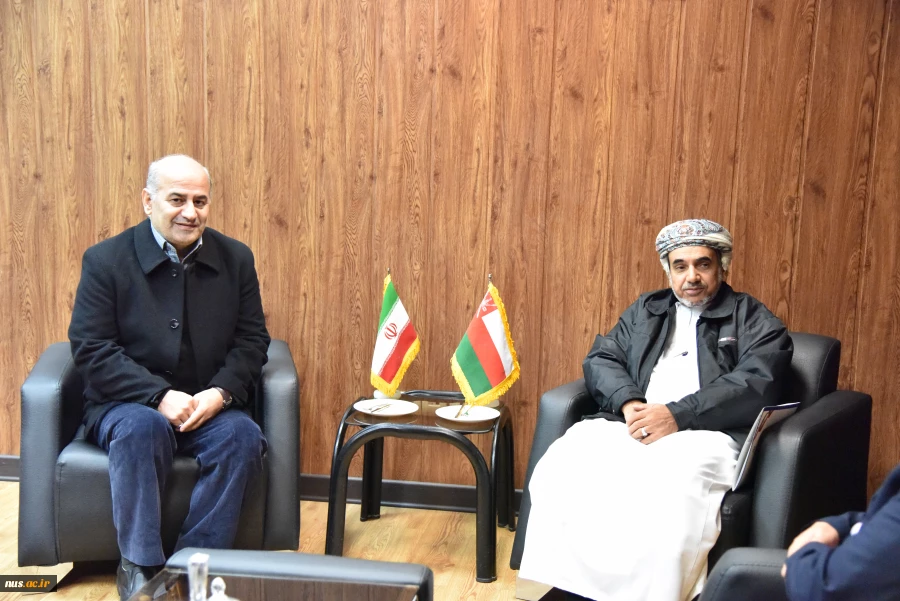 در راستای گسترش همکاری های علمی و بین المللی

رئیس  دانشگاه فنی و حرفه ای با مدیرکل همکاری های بین المللی و برنامه ریزی وزارت آموزش عالی عمان دیدار و گفتگو کرد 2