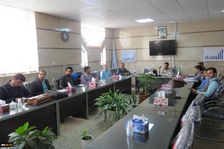 تشکیل شورای پژوهشی آموزشکده فنی و حرفه ای شماره 2 کرمانشاه با حضور اعضا 4