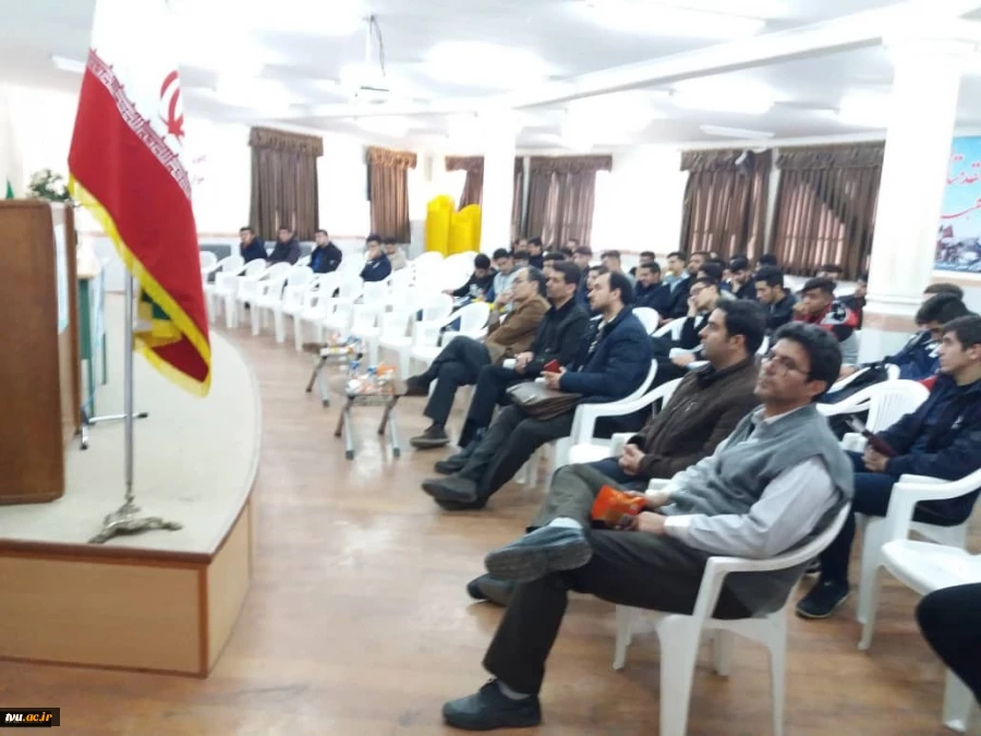 سمینار آموزشی مهندسی خلاقیت به مناسبت هفته پژوهش در آموزشکده فنی پسران ملایر برگزار شد 2