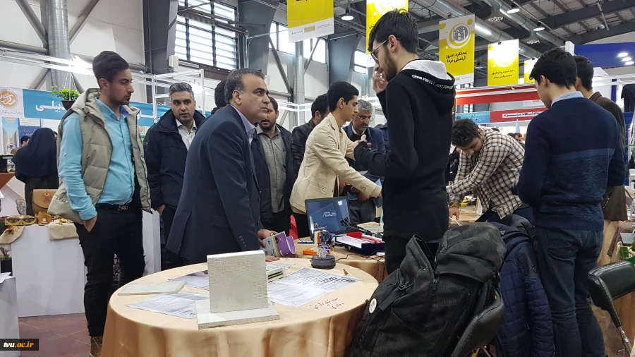 گزارش تصویری از بازدید مدیران کل سازمان مرکزی و روسای استانی دانشگاه فنی و حرفه ای از بیستمین نمایشگاه پژوهش و فناوری و فن بازار 5