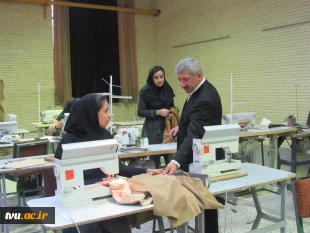 بازدید جناب آقای دکتر کیانی معاون محترم آموزشی دانشگاه فنی و حرفه ­ای و هیأت همراه از دانشکده/ آموزشکده ­های استان کرمان 2