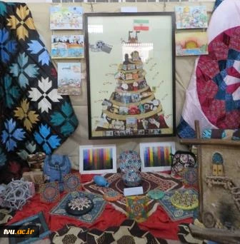 برگزاری نمایشگاه دستاوردهای پژوهشی دانشجویان آموزشکده فنی و حرفه ای دختران میبد 5