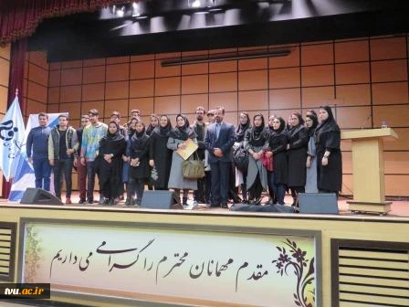 برگزاری نمایشگاه دستاوردهای پژوهشی دانشجویان آموزشکده فنی و حرفه ای دختران میبد 8