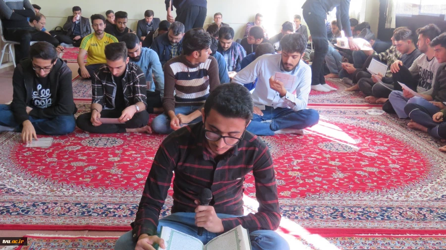 مراسم گرامی داشت شهادت سردار رشید اسلام سپهبد حاج قاسم سلیمانی در آموزشکده سروش اصفهان 3