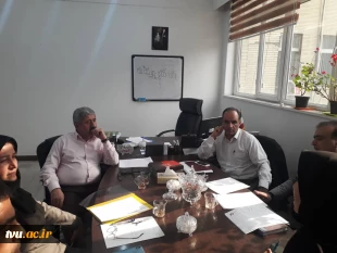 نشست مشترک معاونین محترم آموزشی و پژوهشی دانشگاه در خصوص شیوه نامه اجرای فرصت مطالعاتی اعضای هیات علمی 3
