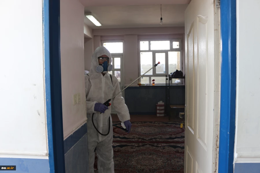 عملیات ضدعفونی آموزشکده فنی دختران ملایر (کوثر)  برای مقابله با ویروس کرونا 4