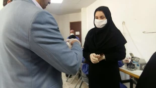 کارگاه تولید ماسک توسط گروه طراحی دوخت دانشکده فنی دختران خرم آباد 5