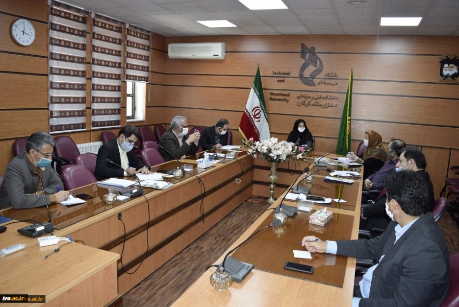 برگزاری نشست هم اندیشی مجمع حامیان دانشگاه فنی و حرفه ای استان گلستان با مسئولان دانشگاه 2