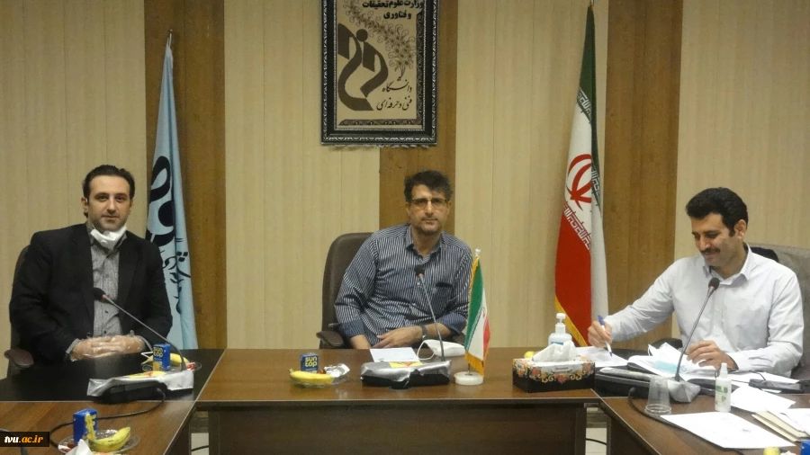 جلسه کمیته ترفیعات هیات علمی دانشگاه فنی و حرفه ای استان لرستان  2
